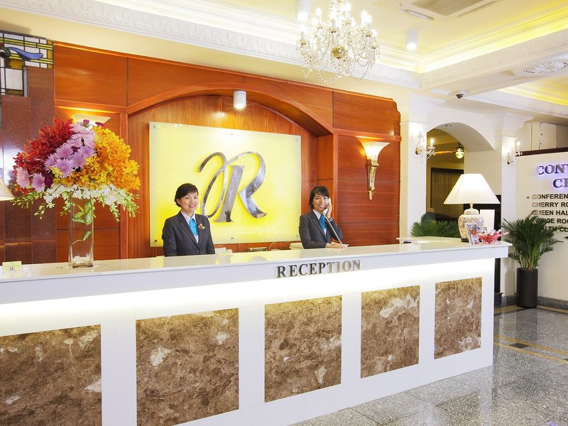 Royal Hotel Saigon 7