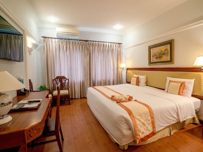 Royal Hotel Saigon 12