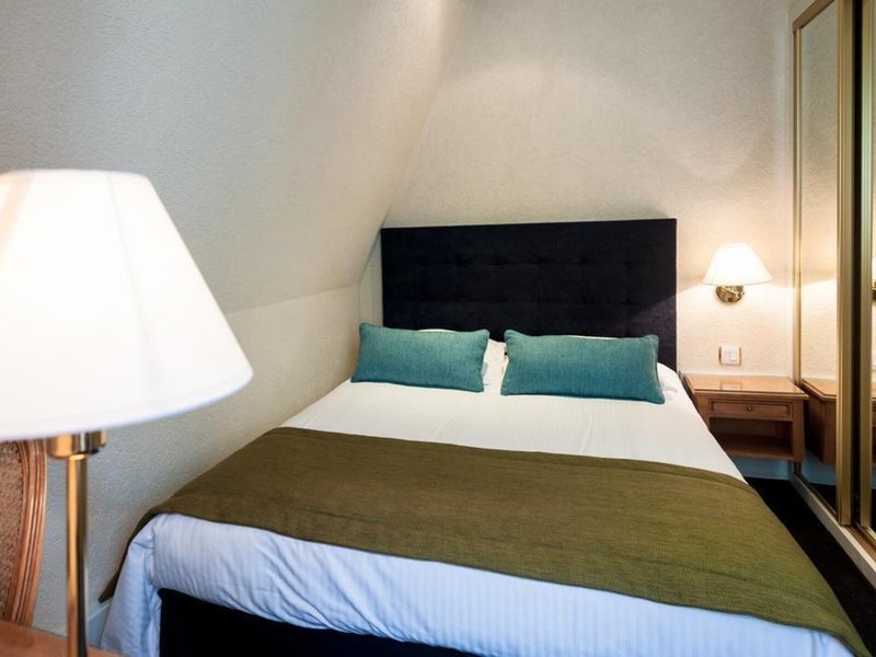 Chateau de Saulon 19