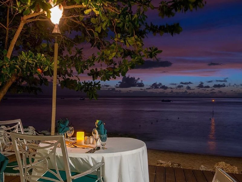Mango Bay 6