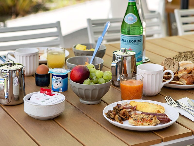 Golden Tulip Marseille Airport 33