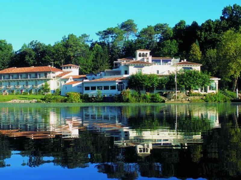 Chateau de Brindos 1