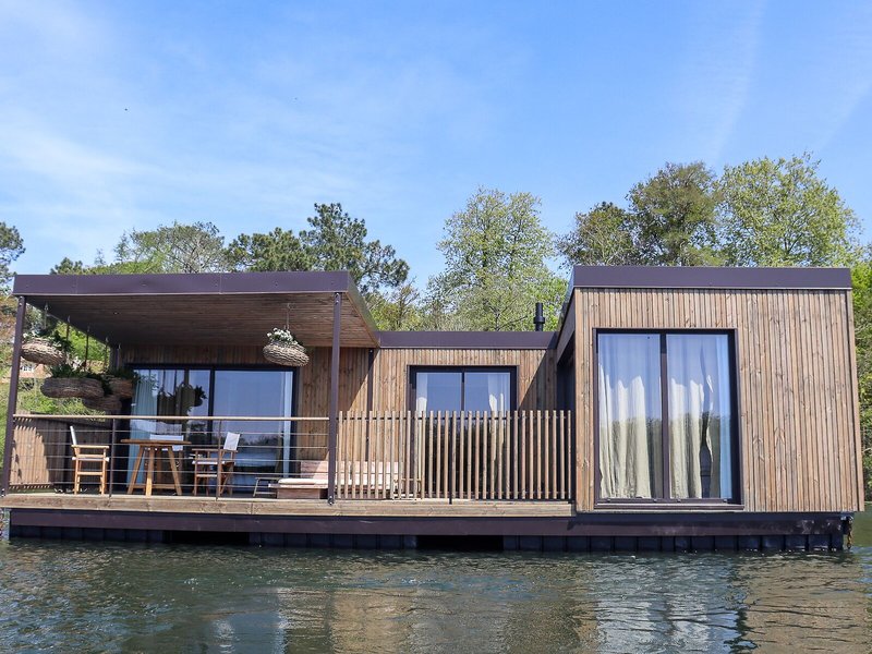 Chateau de Brindos 10