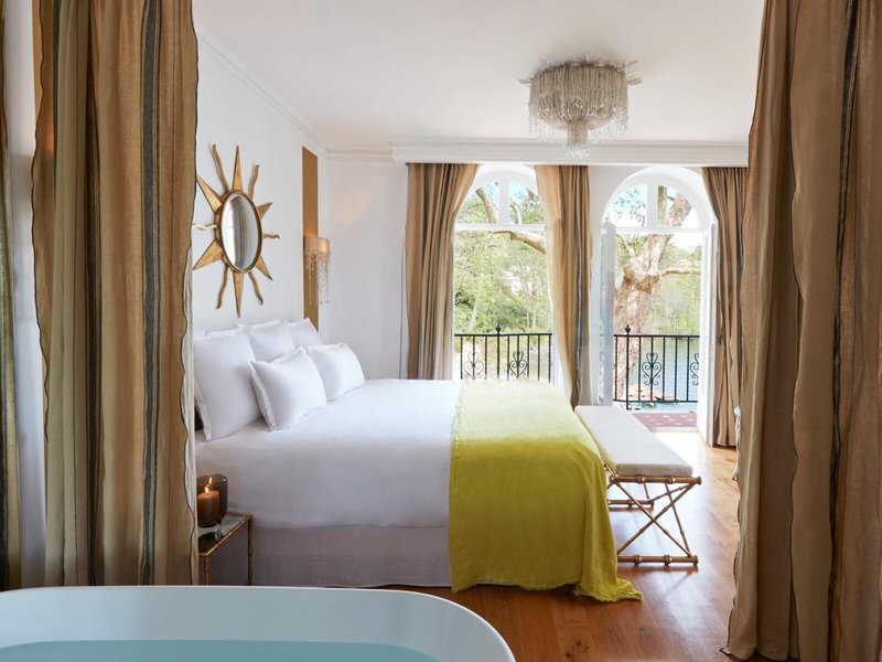 Chateau de Brindos 33