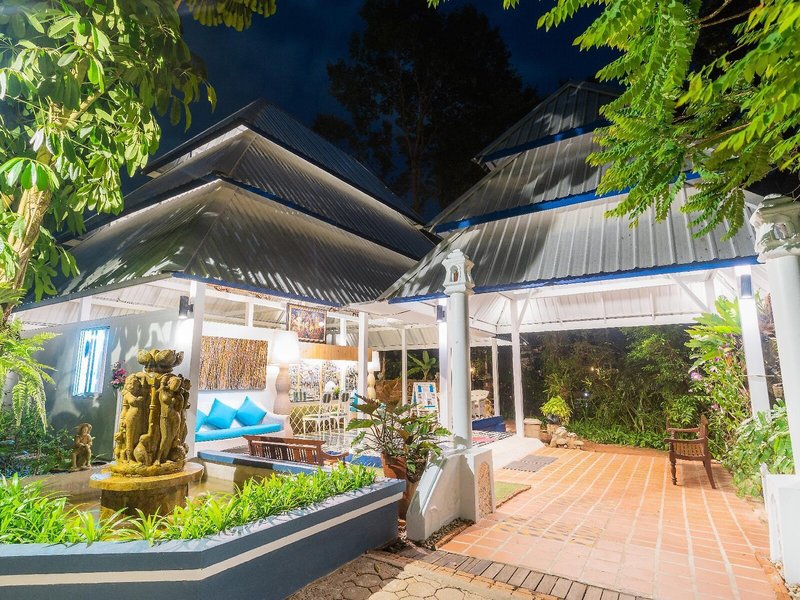 Koh Chang Cliff Beach Resort 20