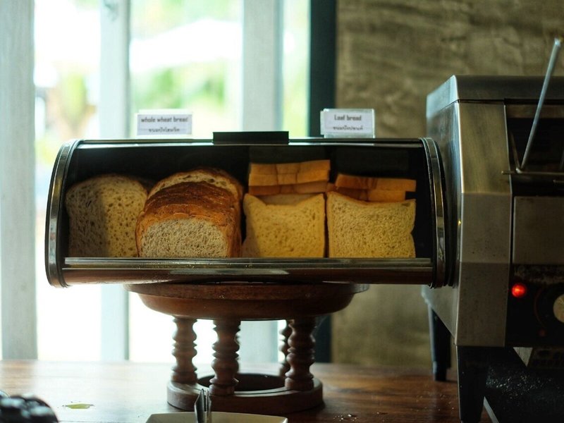 Koh Chang Cliff Beach Resort 25