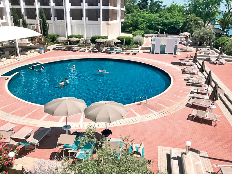 Hotel Kolovare 1