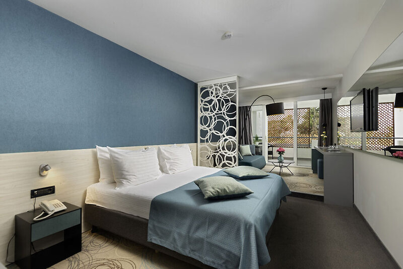 Hotel Kolovare 8