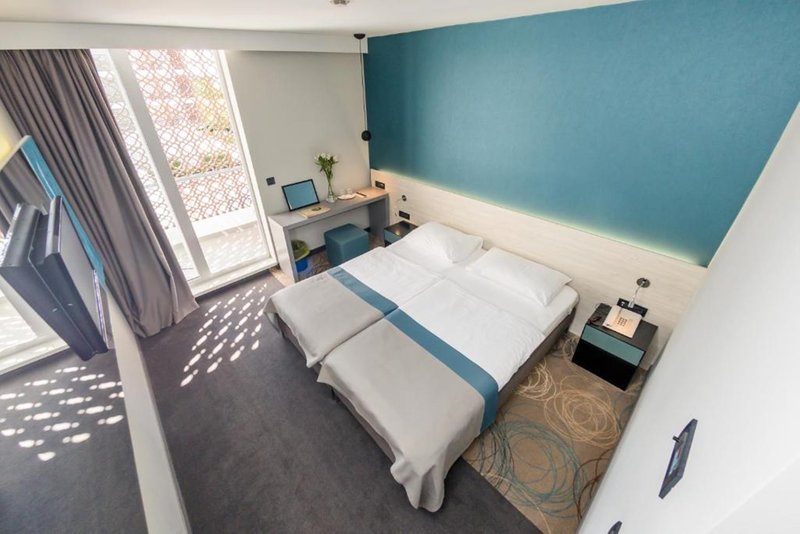 Hotel Kolovare 9