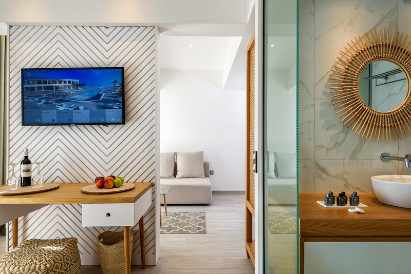 Solimar White Pearl Hotel 16