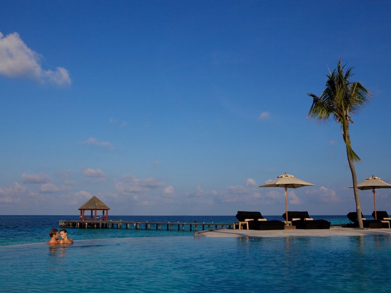 Komandoo Island Resort & Spa 12
