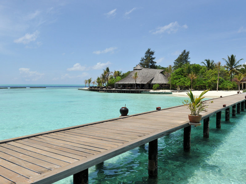Komandoo Island Resort & Spa 14