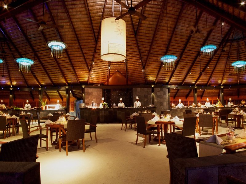 Komandoo Island Resort & Spa 26
