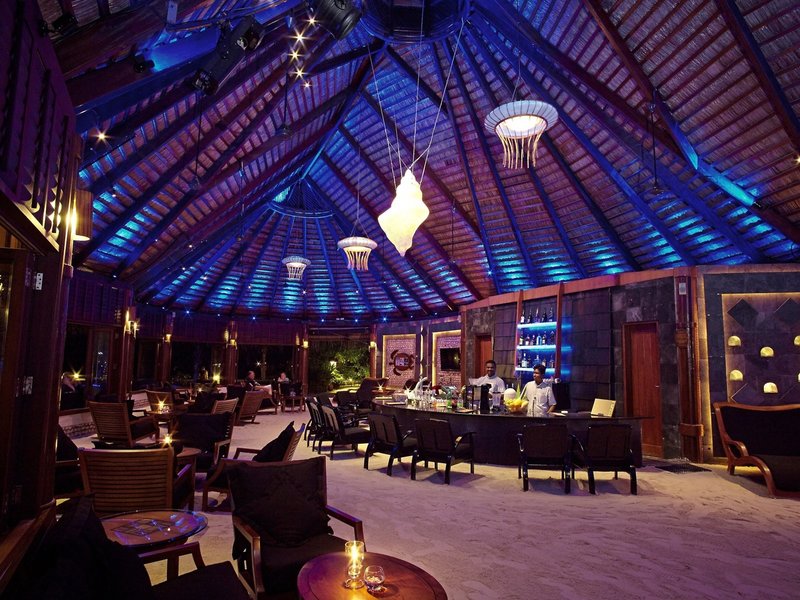 Komandoo Island Resort & Spa 32