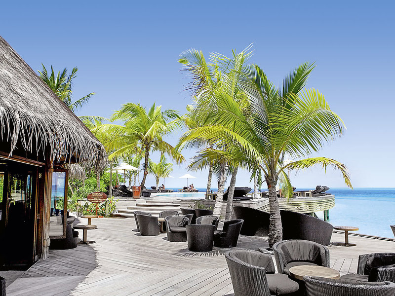 Komandoo Island Resort & Spa 5