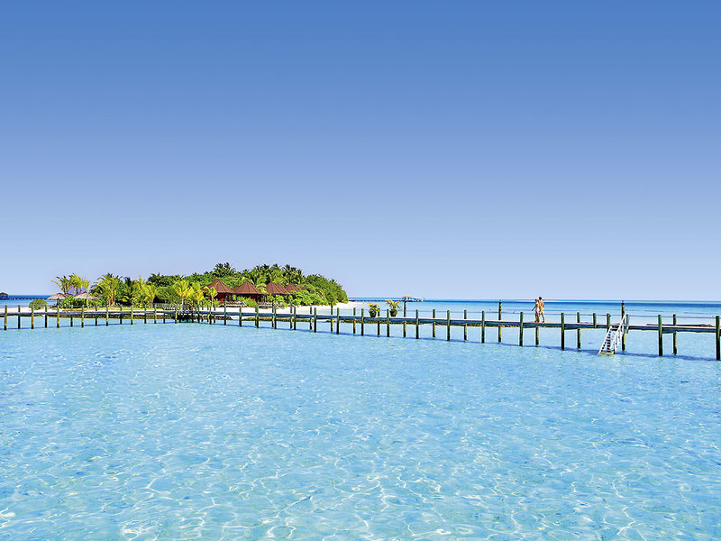 Komandoo Island Resort & Spa 15