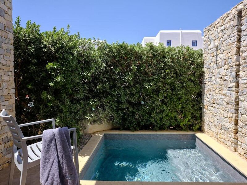 Mykonos Kosmoplaz Beach Resort Hotel 9