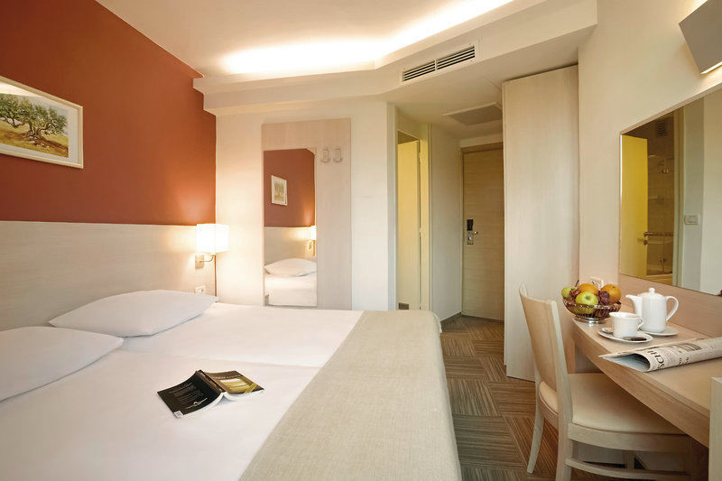 Valamar Crystal 5