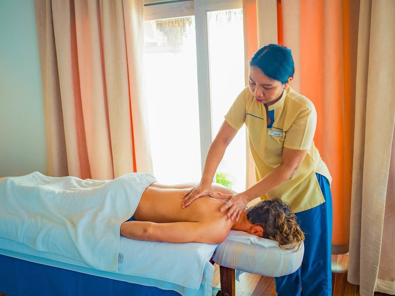 NH Maldives Kuda Rah Resort 39