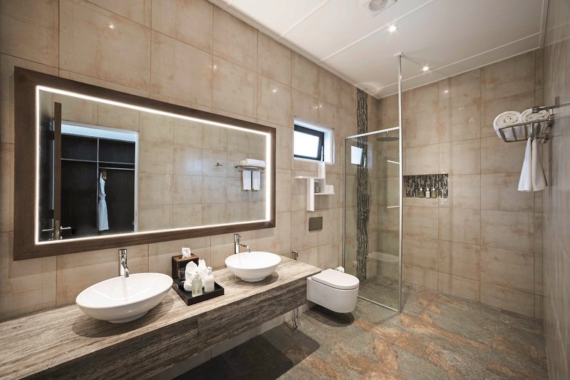 Kuredu Island Resort & Sangu Water Villas 32