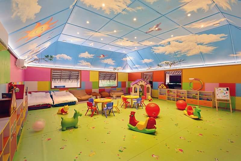 Kuredu Island Resort & Sangu Water Villas 40