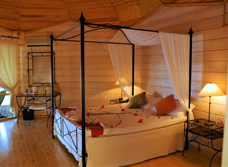 Kuredu Resort & Spa 18