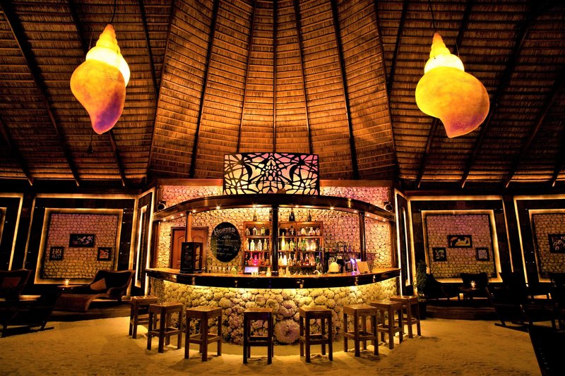 Kuredu Resort & Spa 10