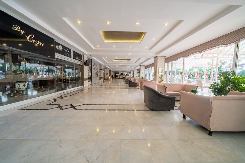 L'Etoile Beach Hotel 7