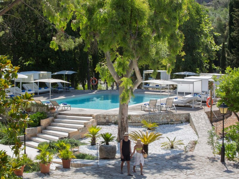 L'Hermitage Hotel & Spa 14