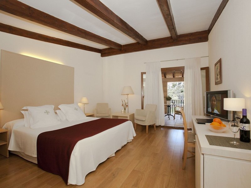 L'Hermitage Hotel & Spa 36