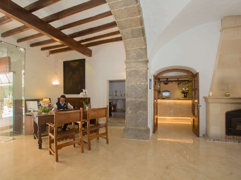 L'Hermitage Hotel & Spa 20