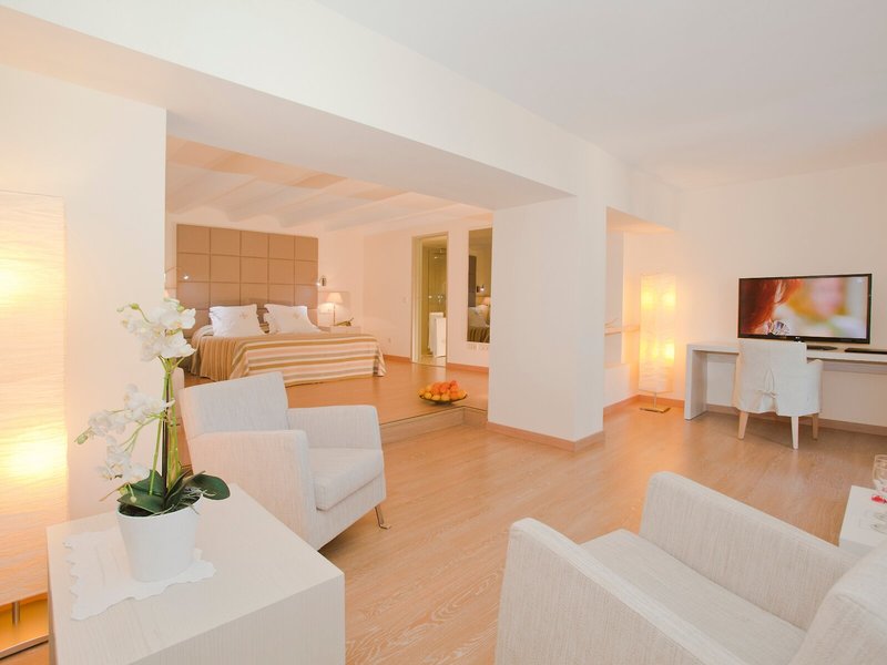L'Hermitage Hotel & Spa 24