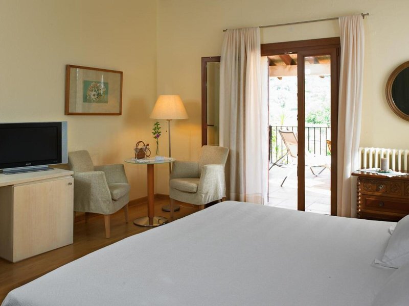 L'Hermitage Hotel & Spa 26