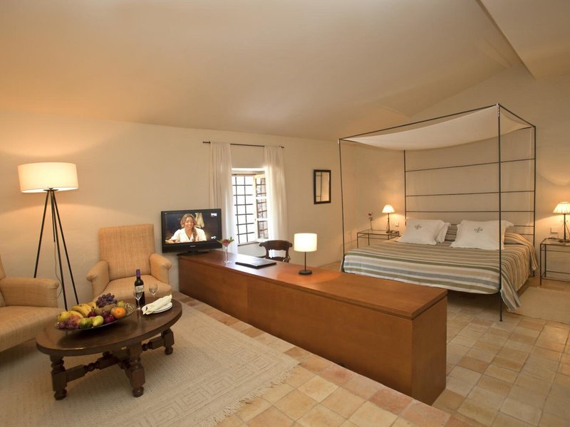 L'Hermitage Hotel & Spa 30