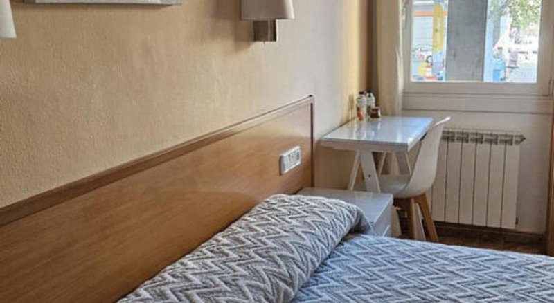 Hostal Rio de Castro Barcelona 4