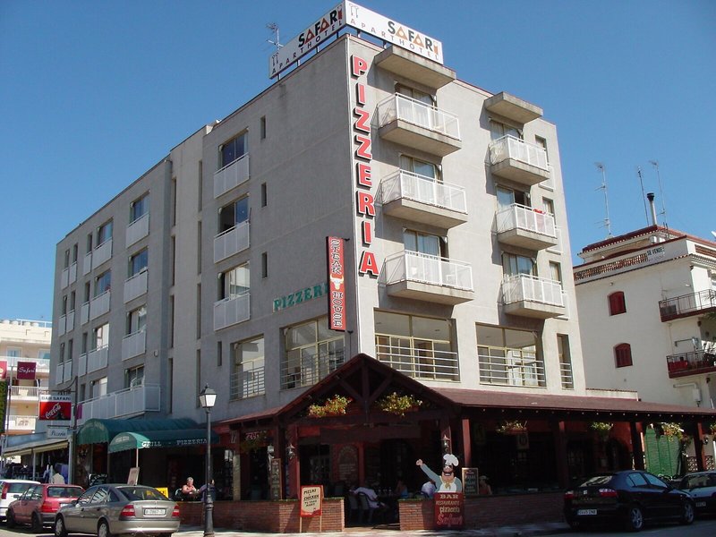 Safari Aparthotel 1