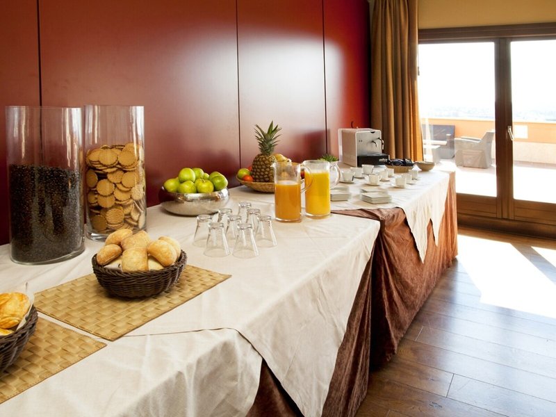 Qgat Suites & Events 11