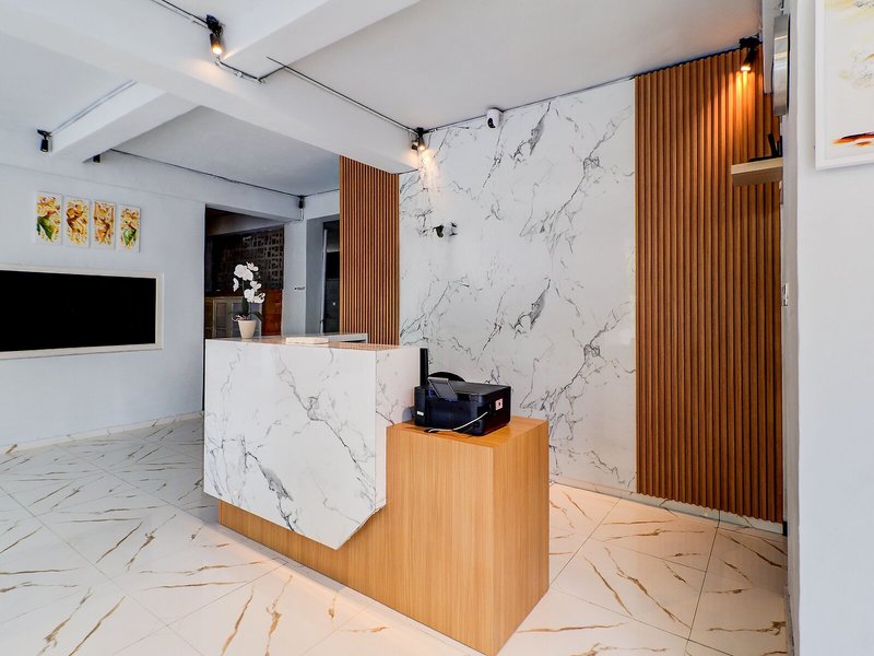 Townhouse Oak Legian Near Legian Beach 2