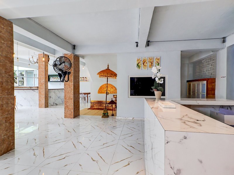 Townhouse Oak Legian Near Legian Beach 3