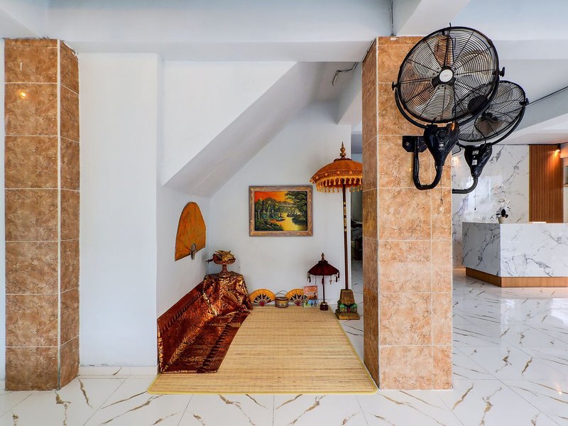 Townhouse Oak Legian Near Legian Beach 5