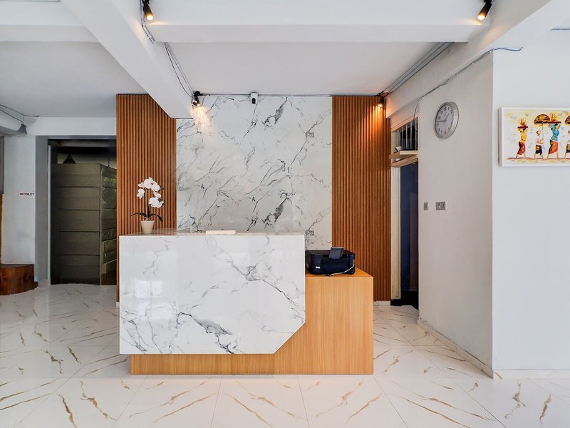 Townhouse Oak Legian Near Legian Beach 6