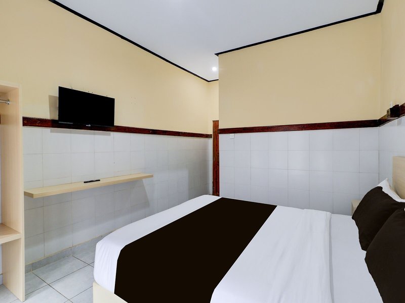 Townhouse Oak Legian Near Legian Beach 9