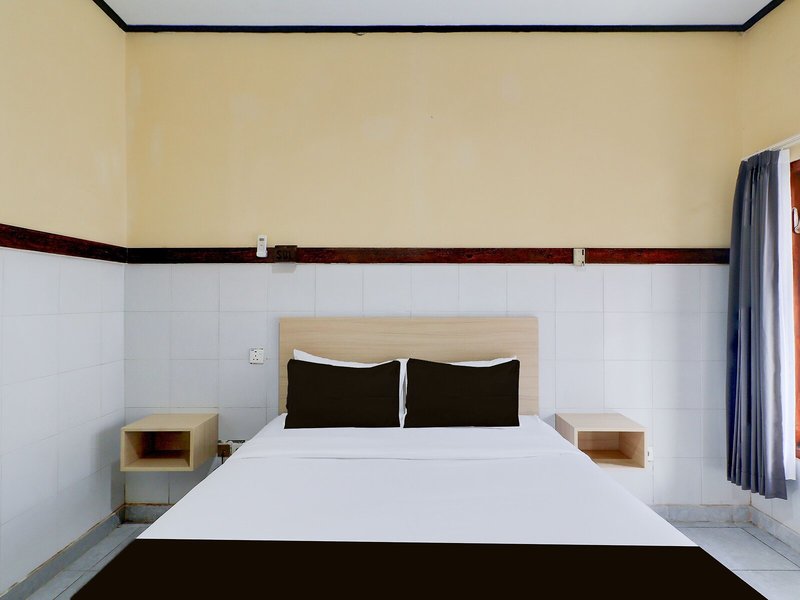 Townhouse Oak Legian Near Legian Beach 12