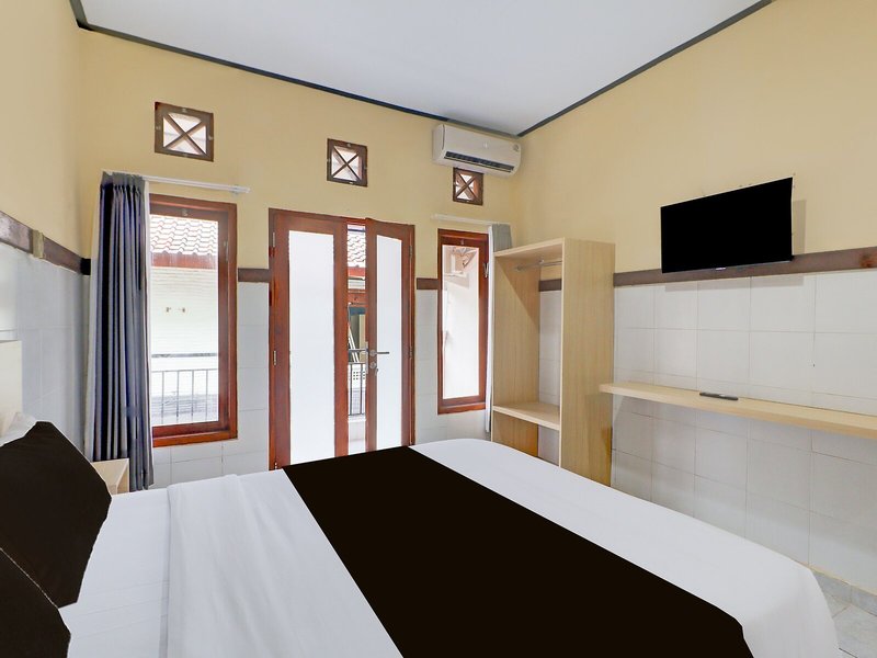 Townhouse Oak Legian Near Legian Beach 14