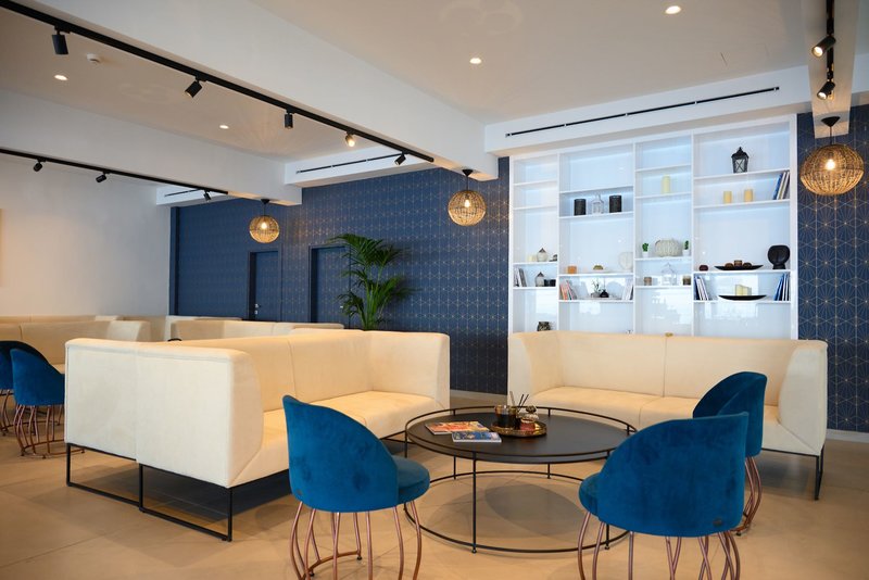 Ray Hotel 8