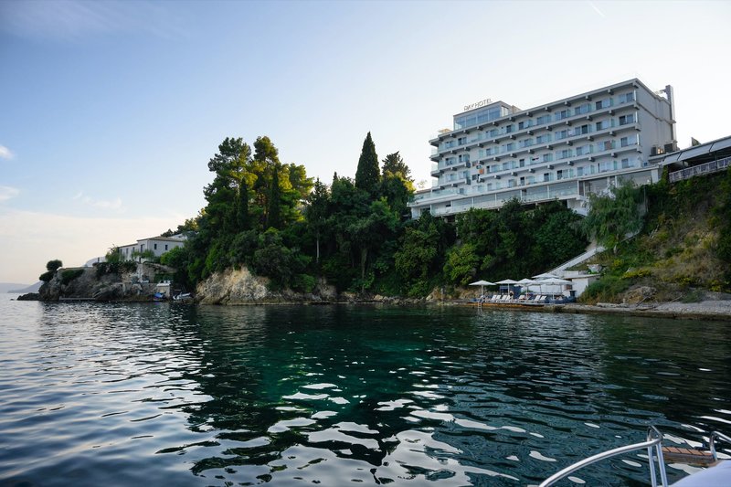 Ray Hotel 15