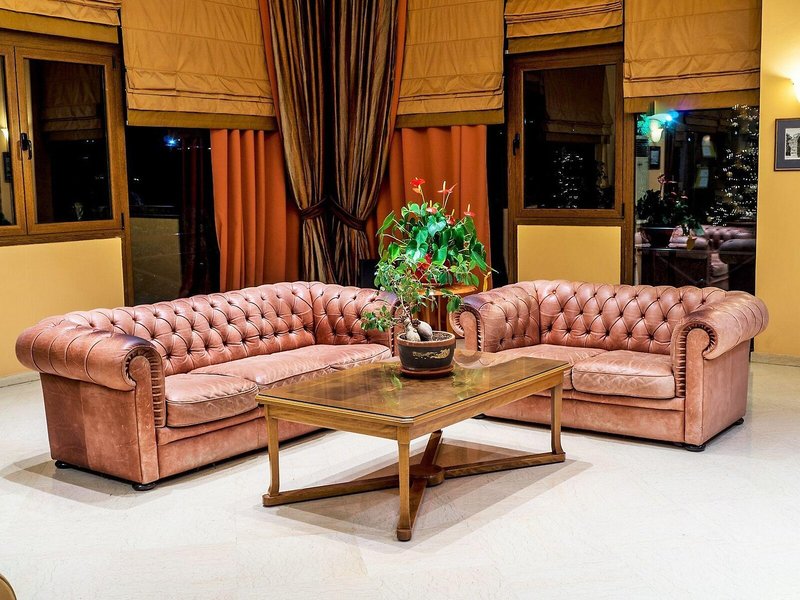 Ambassador Hotel 17