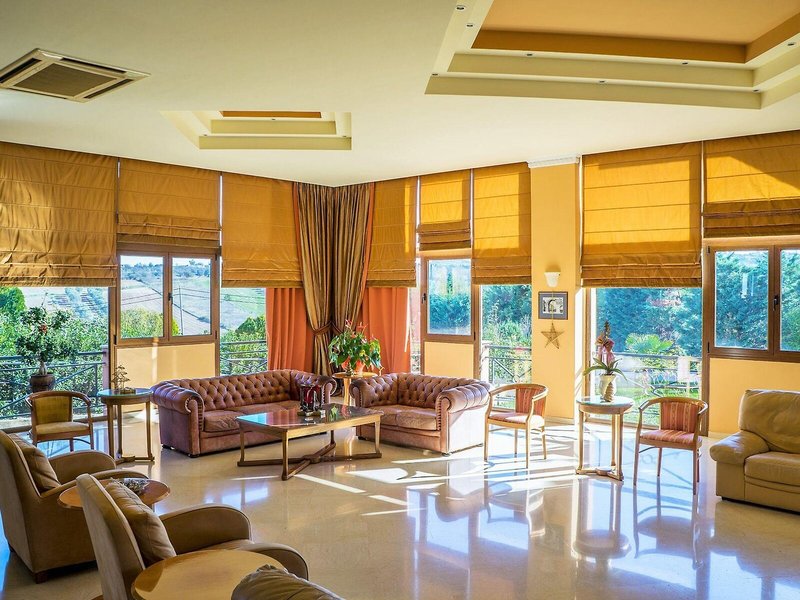 Ambassador Hotel 20