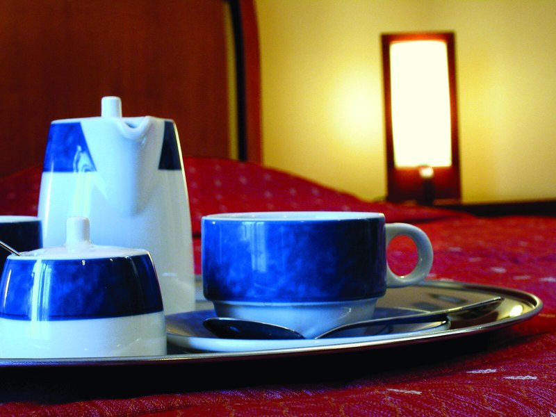 Ambassador Hotel 25