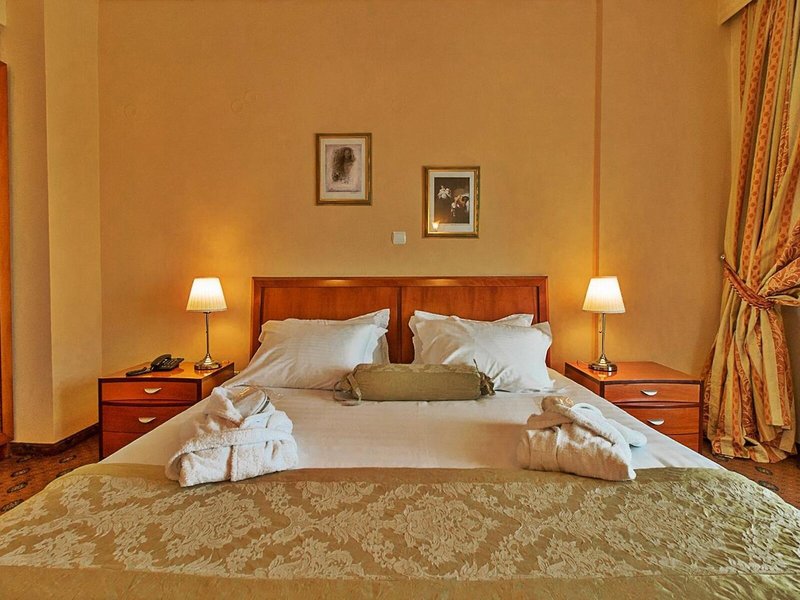 Ambassador Hotel 33